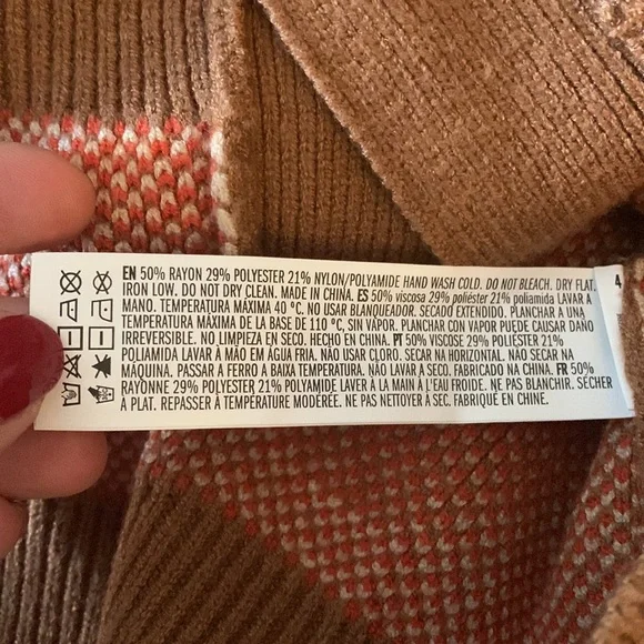 SOLD OUT Forever 21 Happy Face Cardigan Sweater - size Large - Picture 4 of 9